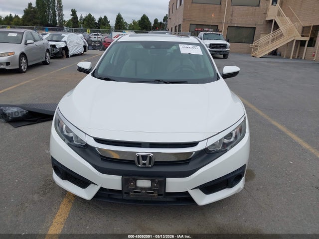 Honda CIVIC EX 2018 2HGFC2F84JH517715 Image 12