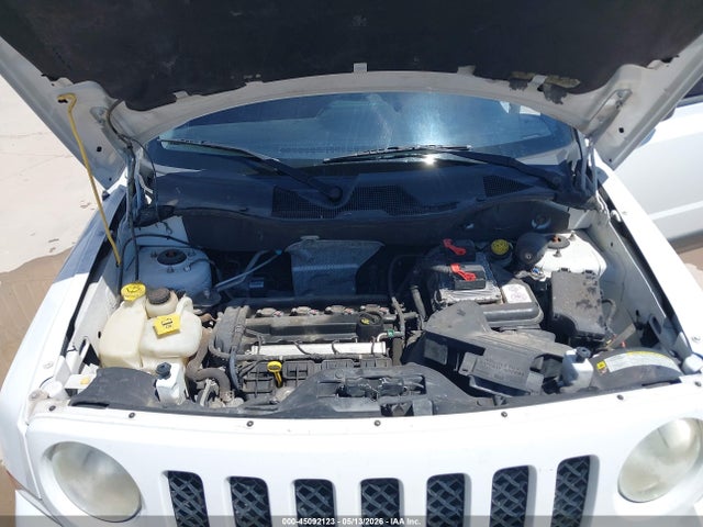 45092123 :رقم المزاد ، 1C4NJPBA8DD100380 vin ، 2013 Jeep Patriot Sport مزاد بيع
