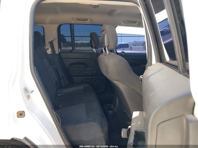 45092123 :رقم المزاد ، 1C4NJPBA8DD100380 vin ، 2013 Jeep Patriot Sport مزاد بيع