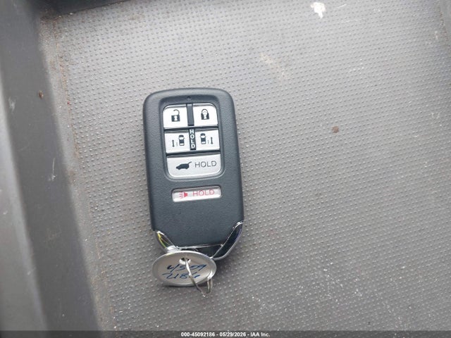 Продажа на аукционе авто 2015 Honda Odyssey Touring/touring Elite, vin: 5FNRL5H94FB003833, номер лота: 45092186