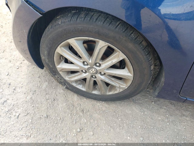 2015 Hyundai Elantra Se მანქანა იყიდება აუქციონზე, vin: 5NPDH4AE6FH584900, აუქციონის ნომერი: 45092199