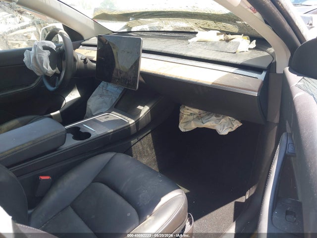 Продаж на аукціоні авто 2022 Tesla Model Y Long Range Dual Motor All-wheel Drive, vin: 7SAYGDEE2NF434555, номер лоту: 45092223