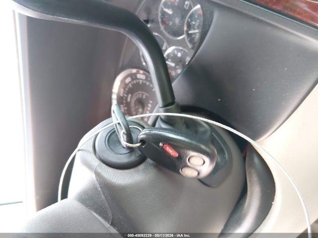 45092229 :رقم المزاد ، 1GYEC63N86R150637 vin ، 2006 Cadillac Escalade Standard مزاد بيع