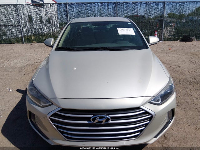 5NPD84LF5HH014055 Hyundai ELANTRA SE