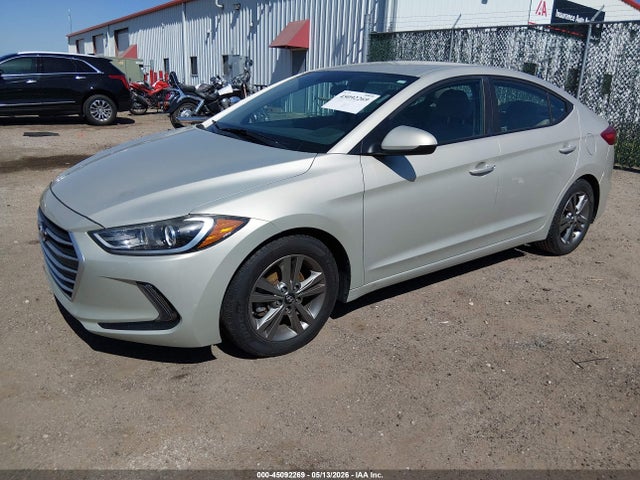 5NPD84LF5HH014055 Hyundai ELANTRA SE