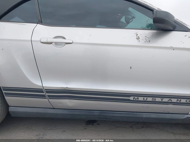 Aukcja sprzedaży 2010 Ford Mustang V6 Premium, vin: 1ZVBP8EN6A5124752, numer aukcji: 45092281