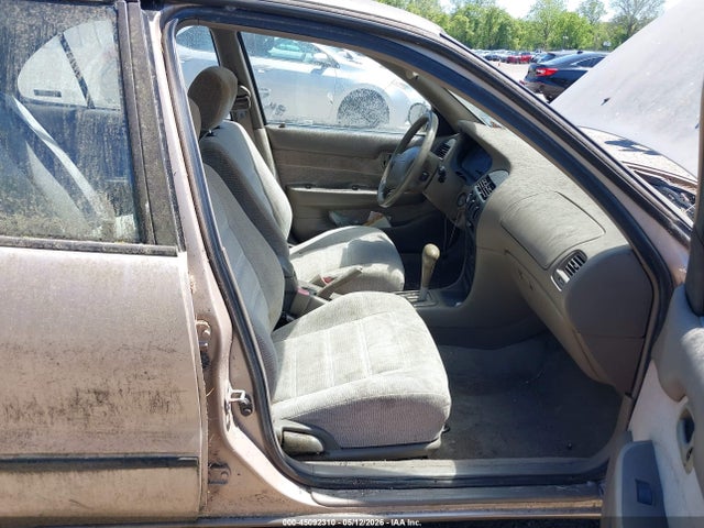 45092310 :رقم المزاد ، 1Y1SK5265SZ092685 vin ، 1995 Geo Prizm Lsi مزاد بيع