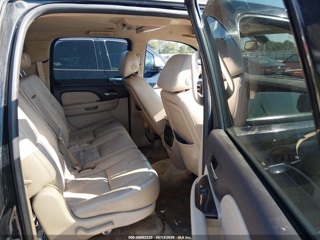 Продаж на аукціоні авто 2008 Gmc Yukon Xl 1500 Denali, vin: 1GKFC66868J168706, номер лоту: 45092320