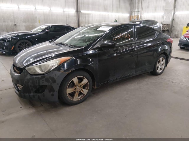Продаж на аукціоні авто 2013 Hyundai Elantra Gls, vin: KMHDH4AEXDU936102, номер лоту: 45092323