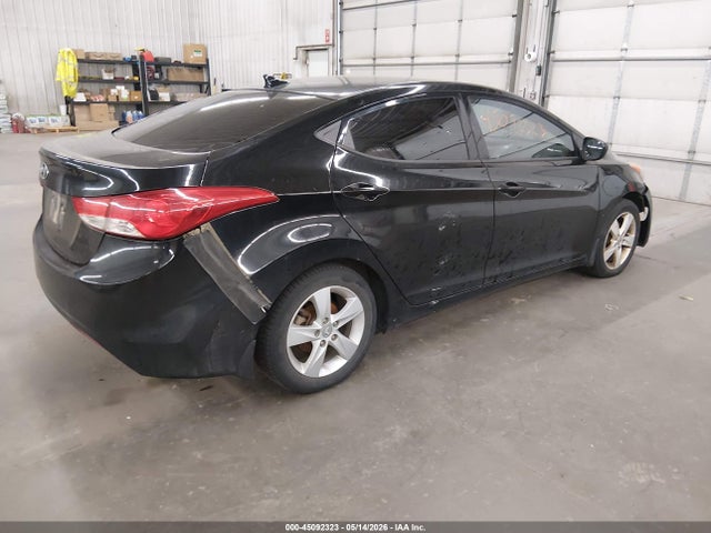 Продаж на аукціоні авто 2013 Hyundai Elantra Gls, vin: KMHDH4AEXDU936102, номер лоту: 45092323