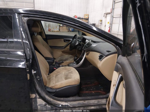 Продаж на аукціоні авто 2013 Hyundai Elantra Gls, vin: KMHDH4AEXDU936102, номер лоту: 45092323