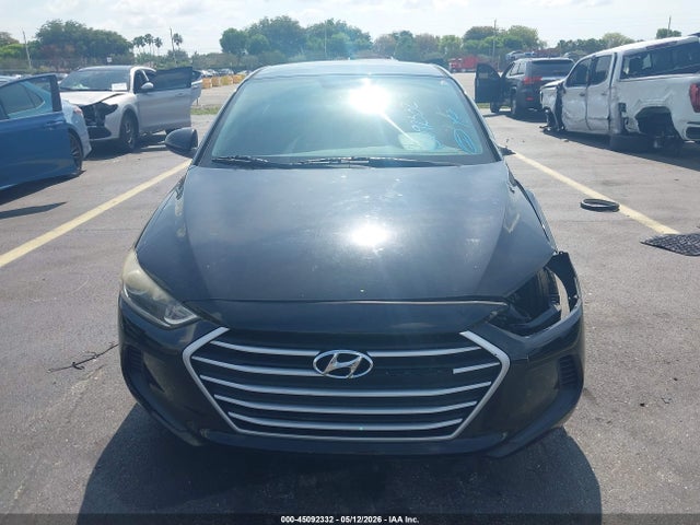 Продажа на аукционе авто 2017 Hyundai Elantra Se, vin: 5NPD74LF9HH082829, номер лота: 45092332