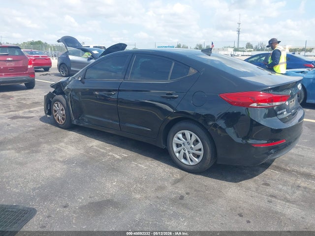 Продажа на аукционе авто 2017 Hyundai Elantra Se, vin: 5NPD74LF9HH082829, номер лота: 45092332