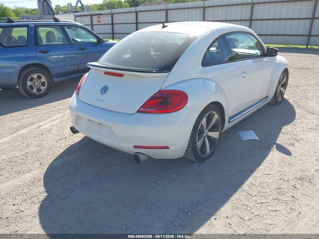 2012 Volkswagen Beetle 2.0t მანქანა იყიდება აუქციონზე, vin: 3VW4A7AT6CM644584, აუქციონის ნომერი: 45092359
