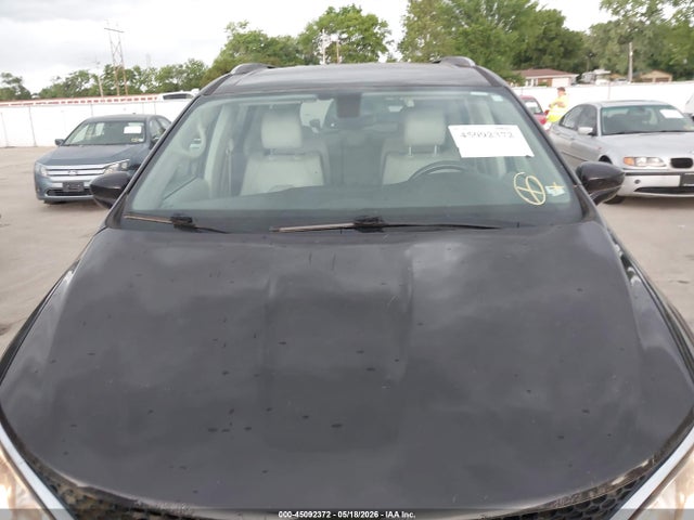 Продажа на аукционе авто 2017 Chrysler Pacifica Touring-l Plus, vin: 2C4RC1EG7HR611624, номер лота: 45092372