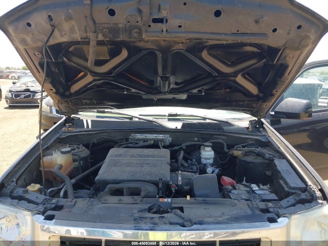 Auction sale of the 2011 Ford Escape Limited, vin: 1FMCU9EG7BKA73137, lot number: 45092488