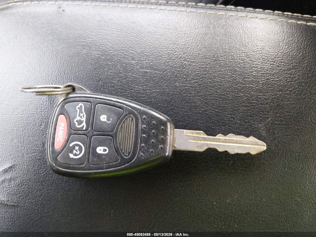 Продаж на аукціоні авто 2013 Chrysler 200 Limited, vin: 1C3CCBCG1DN570725, номер лоту: 45092498
