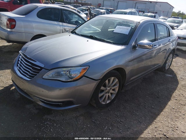 Продаж на аукціоні авто 2013 Chrysler 200 Limited, vin: 1C3CCBCG1DN570725, номер лоту: 45092498