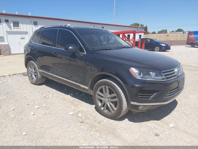 2016 Volkswagen Touareg Vr6 Lux მანქანა იყიდება აუქციონზე, vin: WVGEF9BP0GD001196, აუქციონის ნომერი: 45092505
