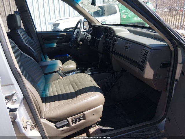 1994 Jeep Grand Cherokee Laredo მანქანა იყიდება აუქციონზე, vin: 1J4GZ58Y5RC149246, აუქციონის ნომერი: 45092507