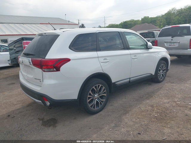 Продаж на аукціоні авто 2016 Mitsubishi Outlander Se, vin: JA4AZ3A33GZ015595, номер лоту: 45092510