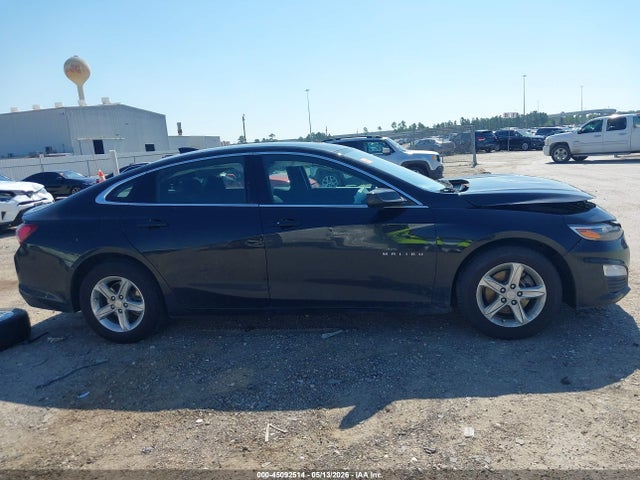 1G1ZD5ST0NF179489 Chevrolet Malibu Fwd Lt