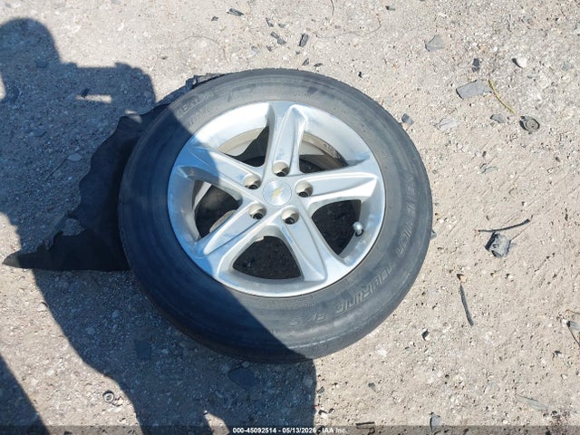 1G1ZD5ST0NF179489 Chevrolet Malibu Fwd Lt