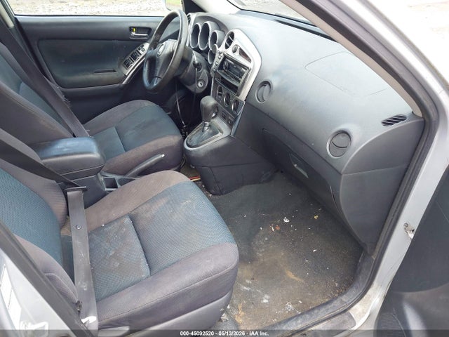 45092520 :رقم المزاد ، 2T1LR32E86C552678 vin ، 2006 Toyota Matrix Xr مزاد بيع
