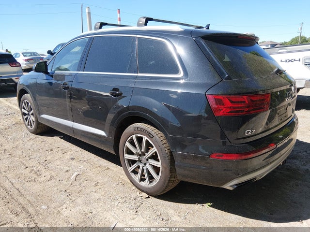 Продажа на аукционе авто 2017 Audi Q7 3.0t Premium, vin: WA1LAAF74HD030590, номер лота: 45092533