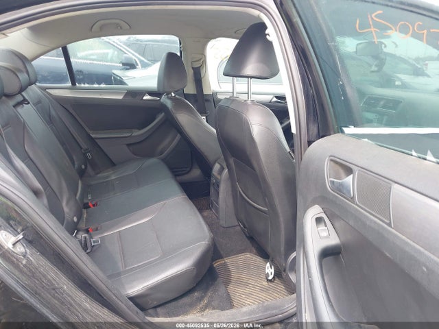 45092535 :رقم المزاد ، 3VWLL7AJ0DM207833 vin ، 2013 Volkswagen Jetta 2.0l Tdi مزاد بيع