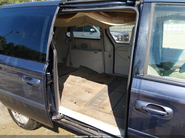 Продажа на аукционе авто 2007 Chrysler Town & Country Lx, vin: 2A4GP44R97R342082, номер лота: 45092566