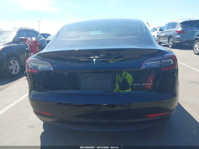 Tesla Model 3 Long Range/performance 2018 5YJ3E1EB3JF186702 Image 16