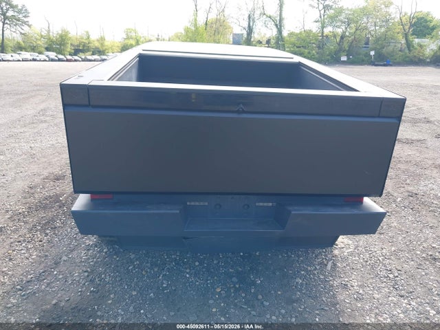 45092611 :رقم المزاد ، 7G2CEHED6RA003471 vin ، 2024 Tesla Cybertruck All-wheel Drive مزاد بيع