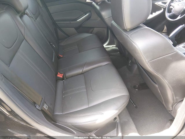 45092620 :رقم المزاد ، 1FADP3K23EL109285 vin ، 2014 Ford Focus Se مزاد بيع