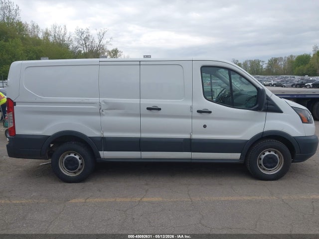 Продажа на аукционе авто 2017 Ford Transit-150, vin: 1FTYE1ZM3HKB33318, номер лота: 45092631