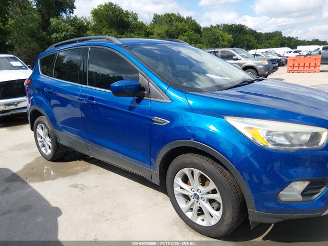 45092650 :رقم المزاد ، 1FMCU0GDXJUB11669 vin ، 2018 Ford Escape Se مزاد بيع