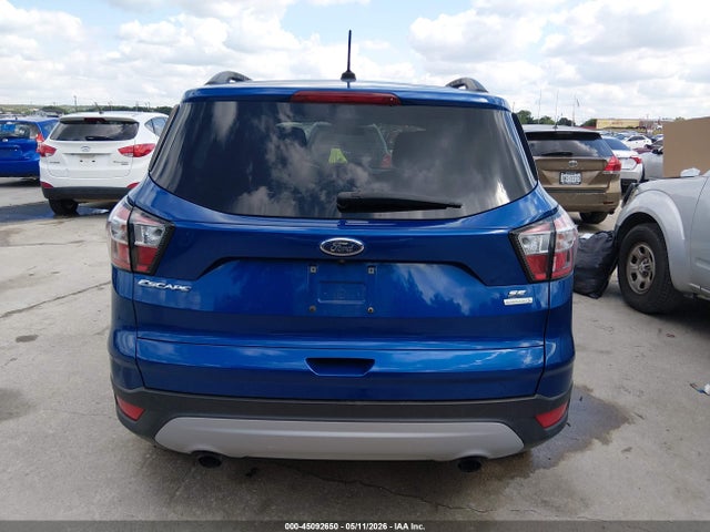 45092650 :رقم المزاد ، 1FMCU0GDXJUB11669 vin ، 2018 Ford Escape Se مزاد بيع