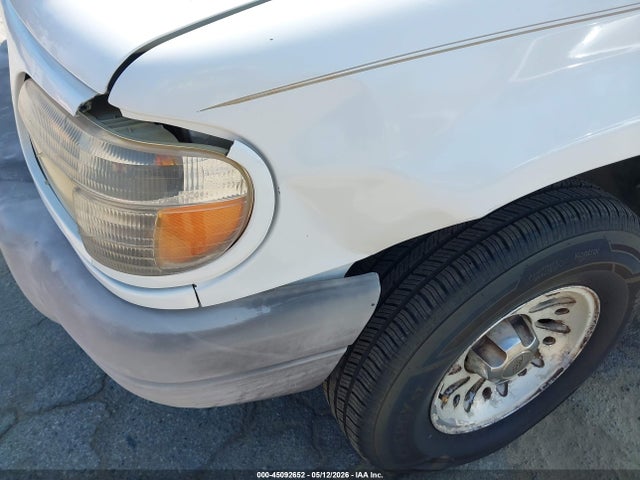 Продажа на аукционе авто 1999 Ford Explorer Xl/xlt, vin: 1FMZU32X3XUB77776, номер лота: 45092652