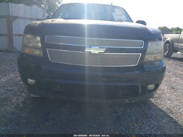 Продаж на аукціоні авто 2007 Chevrolet Suburban 1500 Lt, vin: 3GNFC16027G307066, номер лоту: 45092694