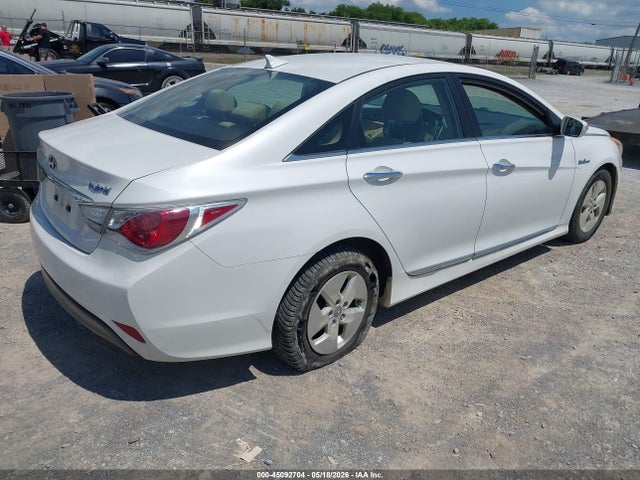 Продажа на аукционе авто 2011 Hyundai Sonata Hybrid, vin: KMHEC4A43BA000606, номер лота: 45092704