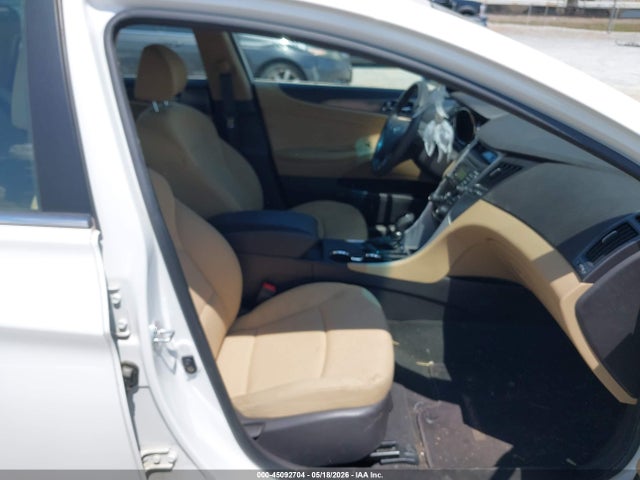 Продажа на аукционе авто 2011 Hyundai Sonata Hybrid, vin: KMHEC4A43BA000606, номер лота: 45092704