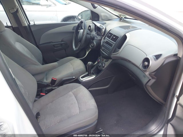 Aukcja sprzedaży 2015 Chevrolet Sonic Ls Auto, vin: 1G1JA6SHXF4188303, numer aukcji: 45092705