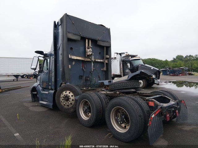 Продажа на аукционе авто 2022 Volvo Vnl, vin: 4V4NC9UG9NN312227, номер лота: 45092726