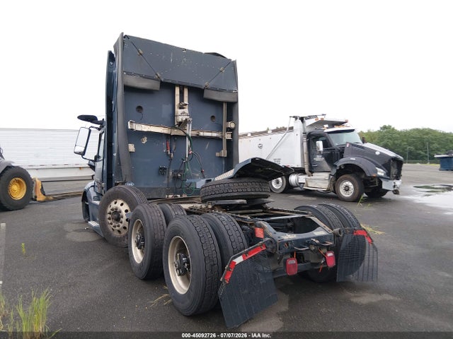 Продажа на аукционе авто 2022 Volvo Vnl, vin: 4V4NC9UG9NN312227, номер лота: 45092726
