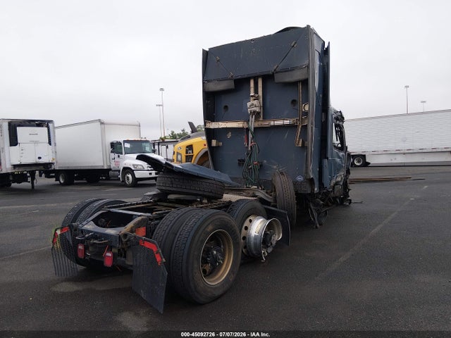 Продажа на аукционе авто 2022 Volvo Vnl, vin: 4V4NC9UG9NN312227, номер лота: 45092726
