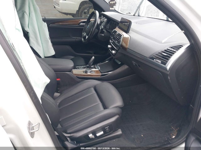 45092780 :رقم المزاد ، 5UXTR9C50JLD60773 vin ، 2018 Bmw X3 Xdrive30i مزاد بيع