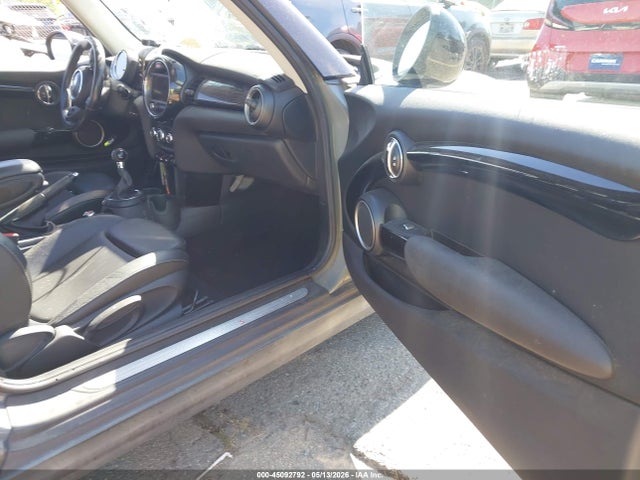 Продажа на аукционе авто 2014 Mini Hardtop Cooper S, vin: WMWXM7C51ET970672, номер лота: 45092792