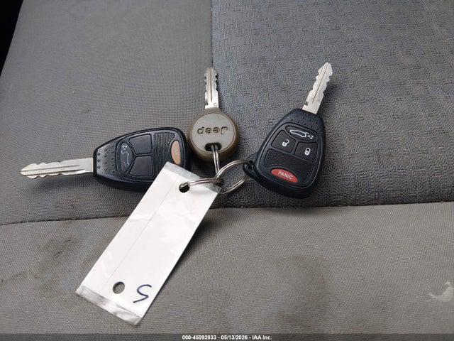 45092833 :رقم المزاد ، 1J4GL48K06W262149 vin ، 2006 Jeep Liberty Sport مزاد بيع