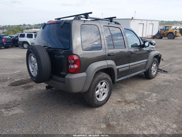 45092833 :رقم المزاد ، 1J4GL48K06W262149 vin ، 2006 Jeep Liberty Sport مزاد بيع