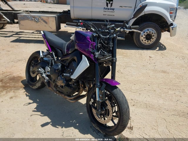 45092834 :رقم المزاد ، JYARN53E3LA008505 vin ، 2020 Yamaha Mt09 مزاد بيع